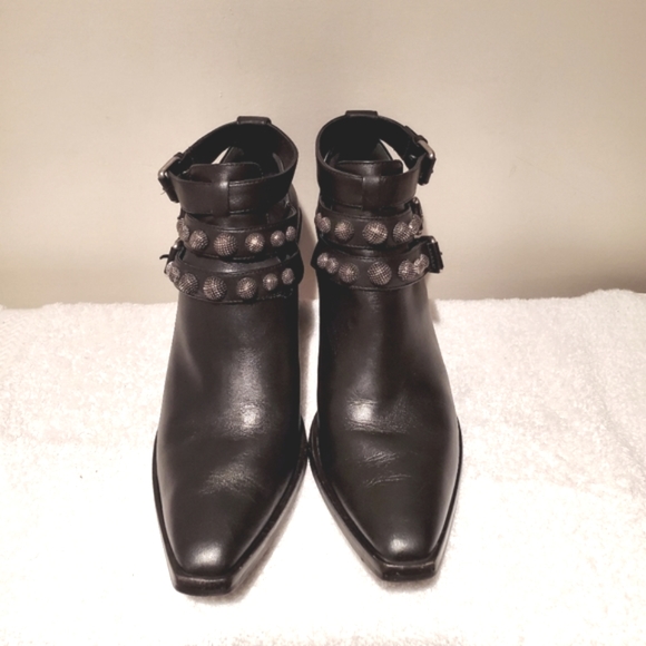 Vince Camuto Laila Boots - Picture 1 of 9
